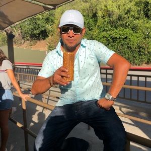 Meet your Posher, Armando